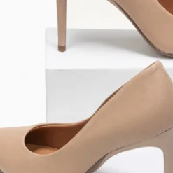 Γόβες μυτερές VIZZANO 1344.100 - Μπεζ 9 Γόβες μυτερές VIZZANO 1344.100 - Μπεζ -Γόβες Εκπτώσεις basic muteres goves 89377 bcez