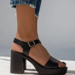Πέδιλα δερμάτινα με χοντρό τακούνι Tfp - Μαύρο -Γόβες Εκπτώσεις dermatina pedila tfp me xontro takouni 102870 3y77