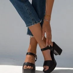 Πέδιλα δερμάτινα με χοντρό τακούνι Tfp - Μαύρο -Γόβες Εκπτώσεις dermatina pedila tfp me xontro takouni 102870 b87l 1