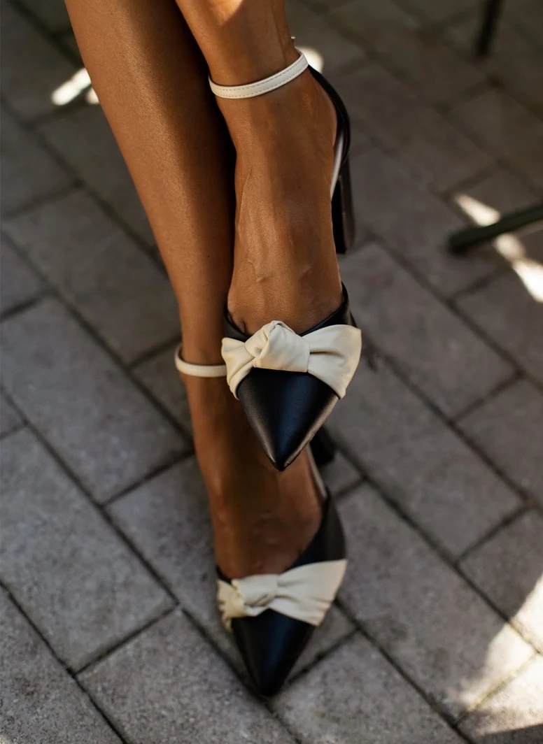 Γόβες με μπαρέτα και κόμπο VIZZANO 1285.424 - Μαύρο/Μπεζ 1 Γόβες με μπαρέτα και κόμπο VIZZANO 1285.424 - Μαύρο/Μπεζ