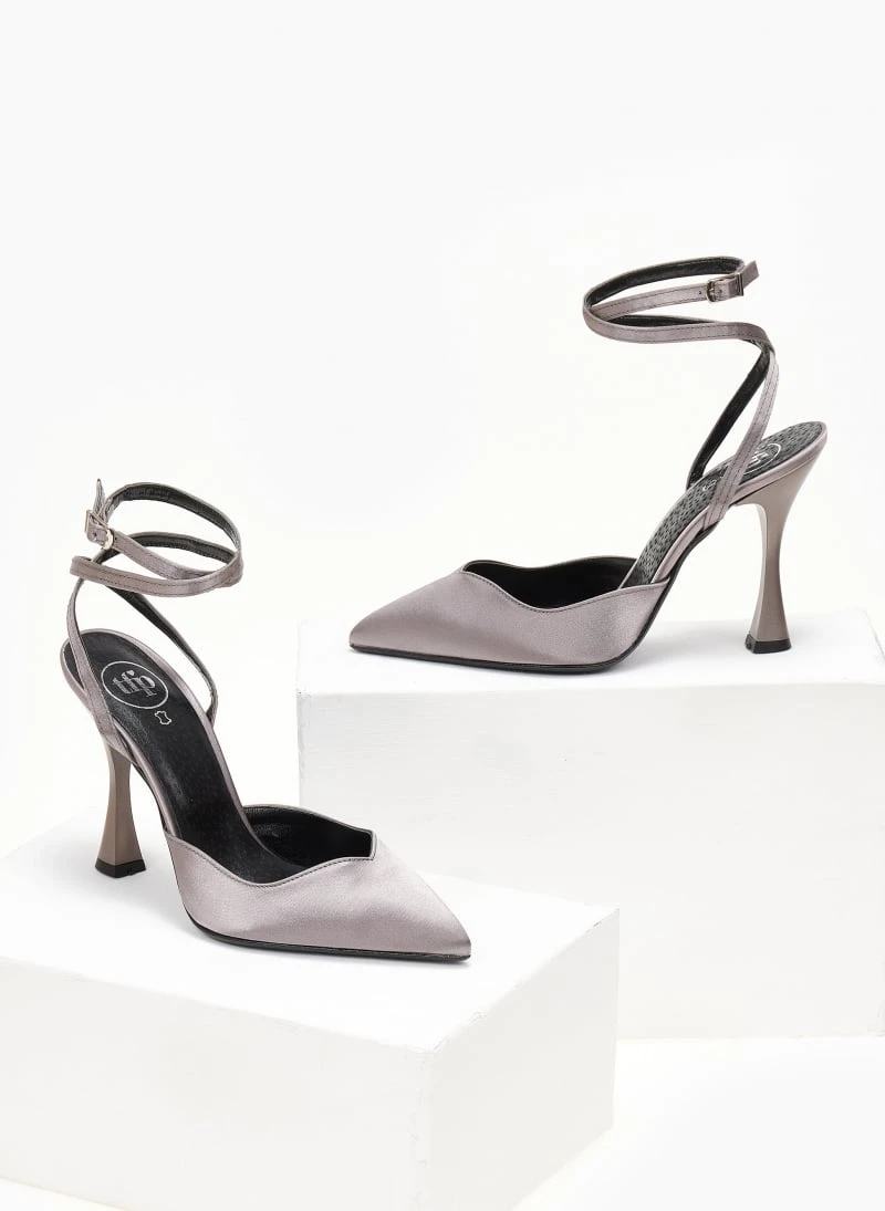 Γόβες μυτερές με χιαστί δέσιμο Tfp - Ατσαλί 9 Γόβες μυτερές με χιαστί δέσιμο Tfp - Ατσαλί - Image 9