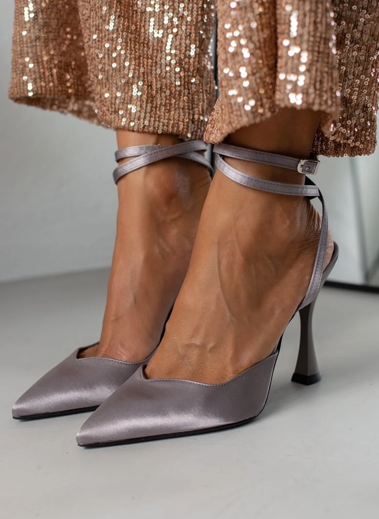 Γόβες μυτερές με χιαστί δέσιμο Tfp - Ατσαλί 1 Γόβες μυτερές με χιαστί δέσιμο Tfp - Ατσαλί