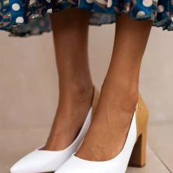 Γόβες μυτερές με διχρωμία VIZZANO 1285.431 - Caramel