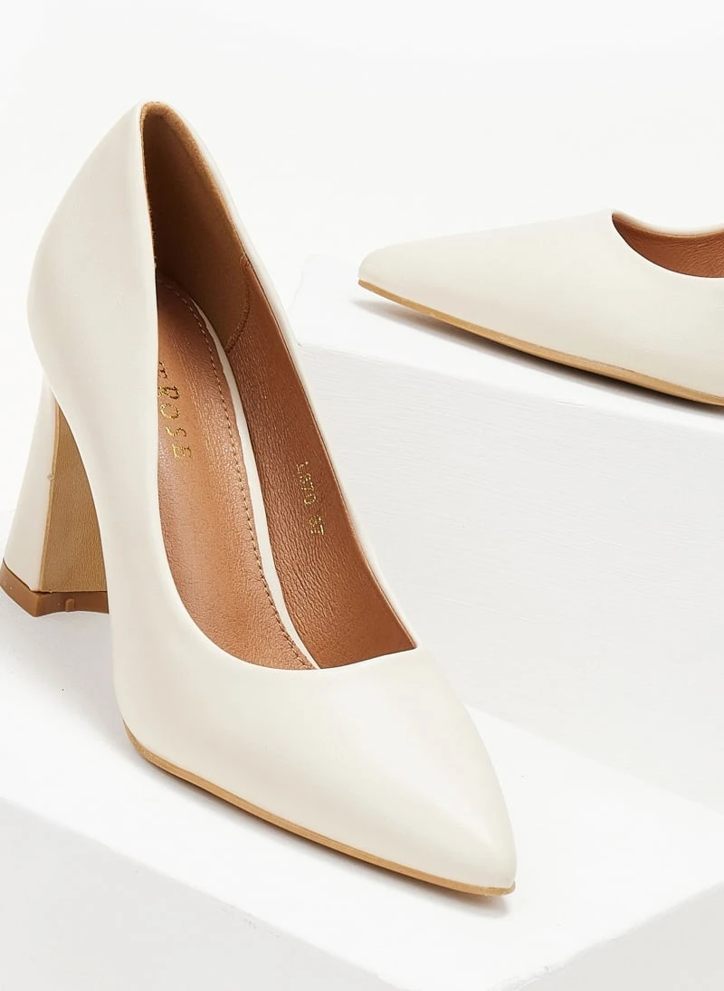 The Fashion Project Γόβες μυτερές μονόχρωμες - Μπεζ 5 The Fashion Project Γόβες μυτερές μονόχρωμες - Μπεζ - Image 5