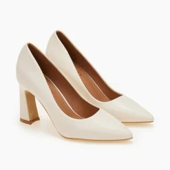 The Fashion Project Γόβες μυτερές μονόχρωμες - Μπεζ 10 The Fashion Project Γόβες μυτερές μονόχρωμες - Μπεζ -Γόβες Εκπτώσεις goves monoxrwmes muteres 105607 862t