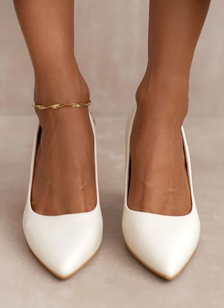 The Fashion Project Γόβες μυτερές μονόχρωμες - Μπεζ 4 The Fashion Project Γόβες μυτερές μονόχρωμες - Μπεζ - Image 4