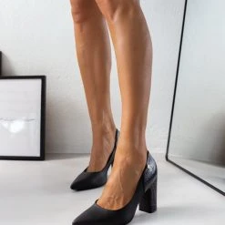 Γόβες μυτερές με ανάγλυφο σχέδιο VIZZANO 1285.431 - Μαύρο -Γόβες Εκπτώσεις goves muteres me anaglufo sxedio vizzano 1285431 106450 jydg 1