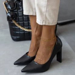 The Fashion Project Γόβες μυτερές με γυαλιστερό τακούνι - Μαύρο -Γόβες Εκπτώσεις goves muteres me gualistero takouni 105510 kiv2 1