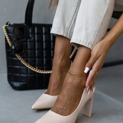 The Fashion Project Γόβες μυτερές με γυαλιστερό τακούνι - Μπεζ -Γόβες Εκπτώσεις goves muteres me gualistero takouni 105511 guvw