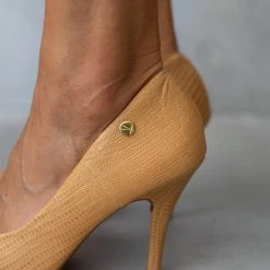 Γόβες μυτερές με Pattern VIZZANO 1184.1101 - Κάμελ -Γόβες Εκπτώσεις goves muteres me pattern vizzano 11841101 106465 swox