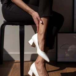 The Fashion Project Γόβες μυτερές με χαμηλό τακούνι - Λευκό -Γόβες Εκπτώσεις goves muteres me xamilo takouni 100009 rm64 1