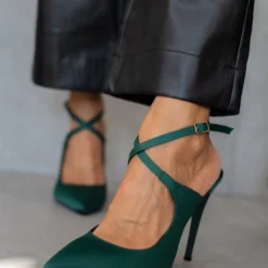 Γόβες μυτερές με χιαστί δέσιμο Tfp - Κυπαρισσί