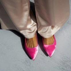 The Fashion Project Γόβες μυτερές σατέν με πέτρες - Φούξια -Γόβες Εκπτώσεις goves muteres saten me petres 99897 o85o