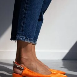 The Fashion Project Γόβες μυτερές σατέν με πέτρες - Πορτοκαλί