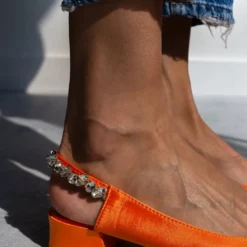 The Fashion Project Γόβες μυτερές σατέν με πέτρες - Πορτοκαλί -Γόβες Εκπτώσεις goves muteres saten me petres 99899 oxvd