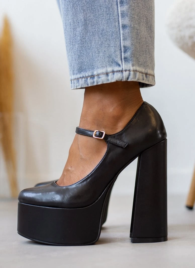 The Fashion Project Γόβες με φιάπα και κούμπωμα στο πλάι - Μαύρο 4 The Fashion Project Γόβες με φιάπα και κούμπωμα στο πλάι - Μαύρο - Image 4