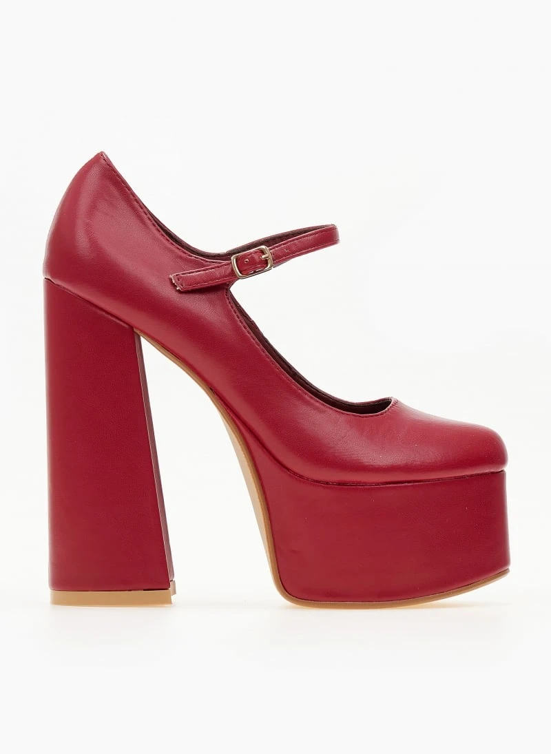 The Fashion Project Γόβες με φιάπα και κούμπωμα στο πλάι - Μπορντό 2 The Fashion Project Γόβες με φιάπα και κούμπωμα στο πλάι - Μπορντό - Image 2