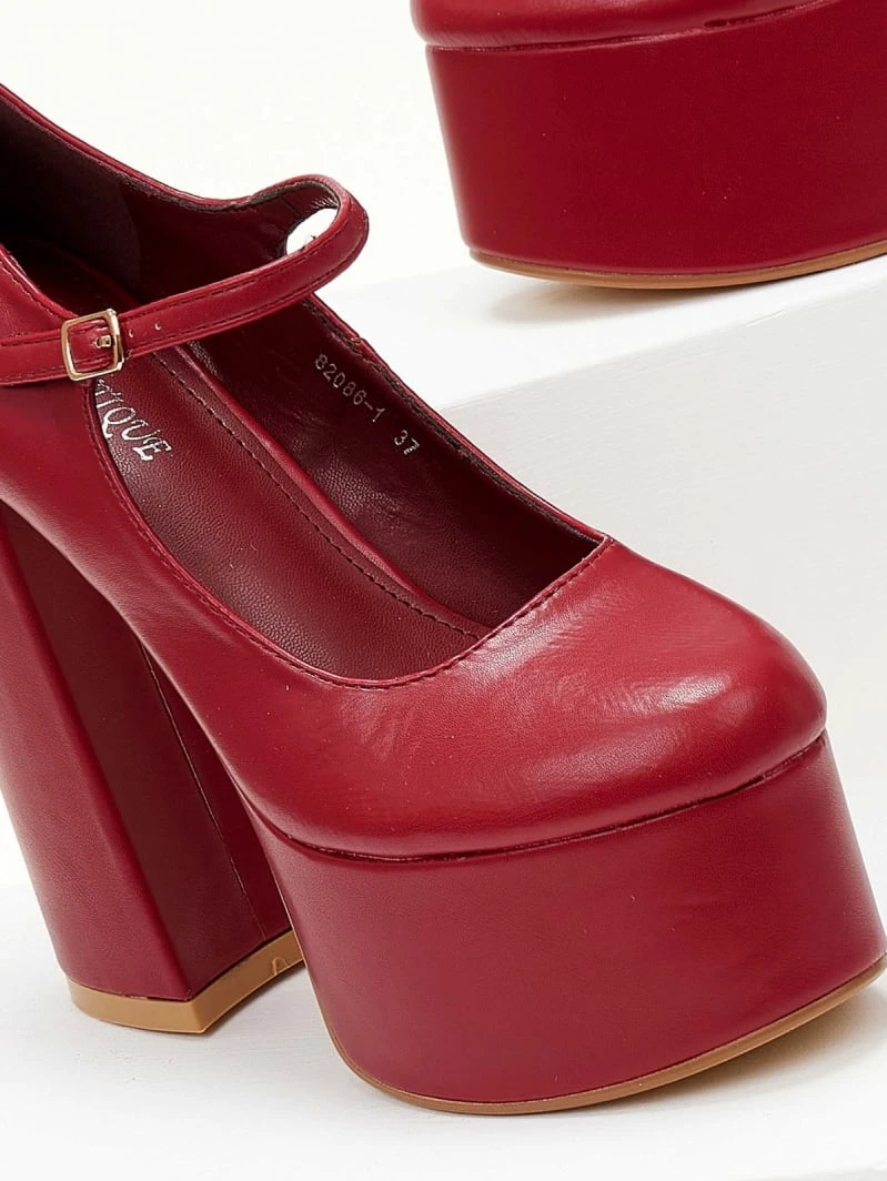 The Fashion Project Γόβες με φιάπα και κούμπωμα στο πλάι - Μπορντό 3 The Fashion Project Γόβες με φιάπα και κούμπωμα στο πλάι - Μπορντό - Image 3