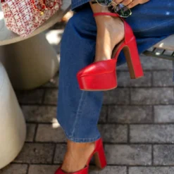 Γόβες με φιάπα και μπαρέτα VIZZANO 1400.101 - Κόκκινο 13 Γόβες με φιάπα και μπαρέτα VIZZANO 1400.101 - Κόκκινο -Γόβες Εκπτώσεις goves platform me mpareta vizzano 1400101 106407 klg5