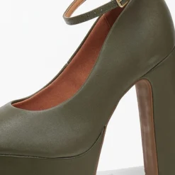 Γόβες με φιάπα ψηλή VIZZANO 1400.102 - Λαδί -Γόβες Εκπτώσεις goves platform me mpareta vizzano 1400102 106404 3ulk 1