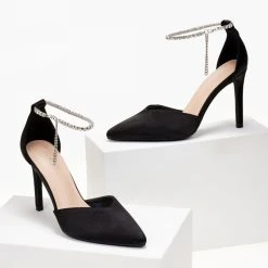 The Fashion Project Γόβες σατέν με Anklet Strass - Μαύρο -Γόβες Εκπτώσεις goves saten me anklet strass 105522 9bgt