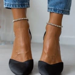 The Fashion Project Γόβες σατέν με Anklet Strass - Μαύρο -Γόβες Εκπτώσεις goves saten me anklet strass 105522 w3lf 1