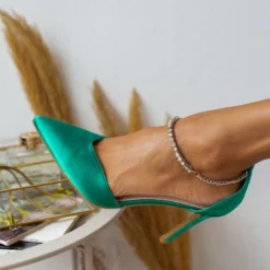 The Fashion Project Γόβες σατέν με Anklet Strass - Πράσινο 13 The Fashion Project Γόβες σατέν με Anklet Strass - Πράσινο -Γόβες Εκπτώσεις goves saten me anklet strass 105524 hm25 1