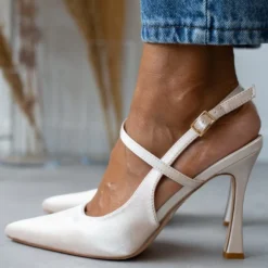 The Fashion Project Γόβες σατέν με δέσιμο στο πλάι - Άμμου