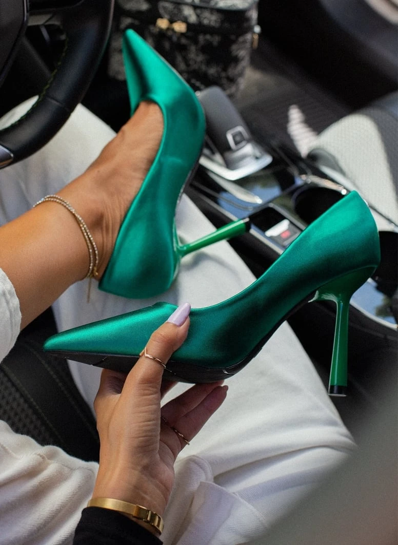 The Fashion Project Γόβες σατέν μυτερές - Πράσινο 1 The Fashion Project Γόβες σατέν μυτερές - Πράσινο