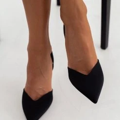 Γόβες σατέν με λουράκι Tfp - Μαύρο -Γόβες Εκπτώσεις goves saten me louraki tfp 109192 jfdr 1