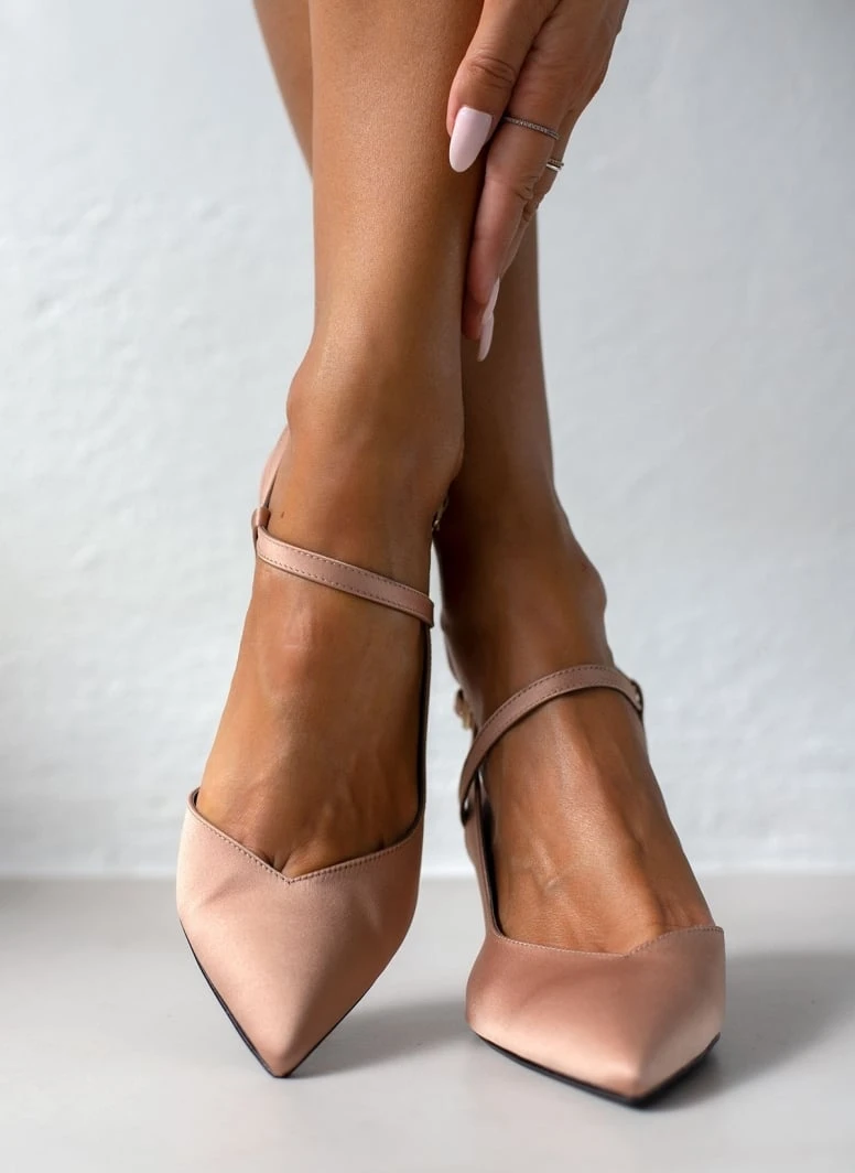 Γόβες σατέν μυτερές Tfp - Nude 4 Γόβες σατέν μυτερές Tfp - Nude - Image 4