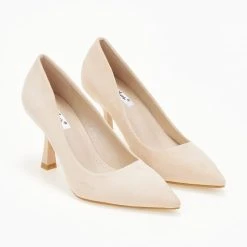 The Fashion Project Γόβες Suede με λεπτό τακούνι - Μπεζ 12 The Fashion Project Γόβες Suede με λεπτό τακούνι - Μπεζ -Γόβες Εκπτώσεις goves suede me lepto takouni 106658 rtil