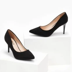 The Fashion Project Γόβες Suede μυτερές - Μαύρο -Γόβες Εκπτώσεις goves suede muteres me lepto takouni 107048 cjob