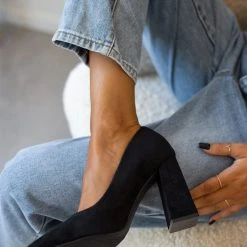 The Fashion Project Γόβες Suede με ντυμένο τακούνι - Μαύρο -Γόβες Εκπτώσεις goves suede muteres me ntumeno takouni 105539 nk9j 1