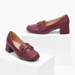 The Fashion Project Loafers με αγκράφα στο ίδιο χρώμα - Μπορντό -Γόβες Εκπτώσεις loafers me agkrafa sto idio xrwma 108835 91j8