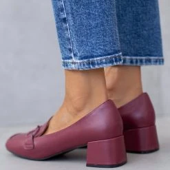 The Fashion Project Loafers με αγκράφα στο ίδιο χρώμα - Μπορντό -Γόβες Εκπτώσεις loafers me agkrafa sto idio xrwma 108835 nsk7