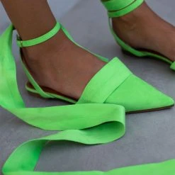 The Fashion Project Μπαλαρίνες Suede με Lace Up δέσιμο - Λαχανί 15 The Fashion Project Μπαλαρίνες Suede με Lace Up δέσιμο - Λαχανί -Γόβες Εκπτώσεις mpalarines suede me lace up desimo 103386 bukf