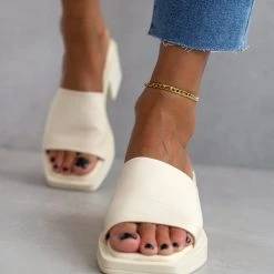 Mules δερμάτινα με χαμηλό τακούνι Estil - Ζαχαρί -Γόβες Εκπτώσεις mules estil dermatina me xamilo takouni 104491 y1tg