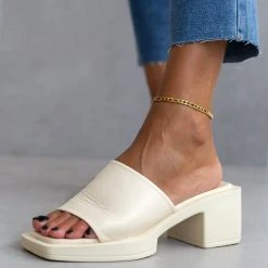 Mules δερμάτινα με χαμηλό τακούνι Estil - Ζαχαρί -Γόβες Εκπτώσεις mules estil dermatina me xamilo takouni 104491 y4nf