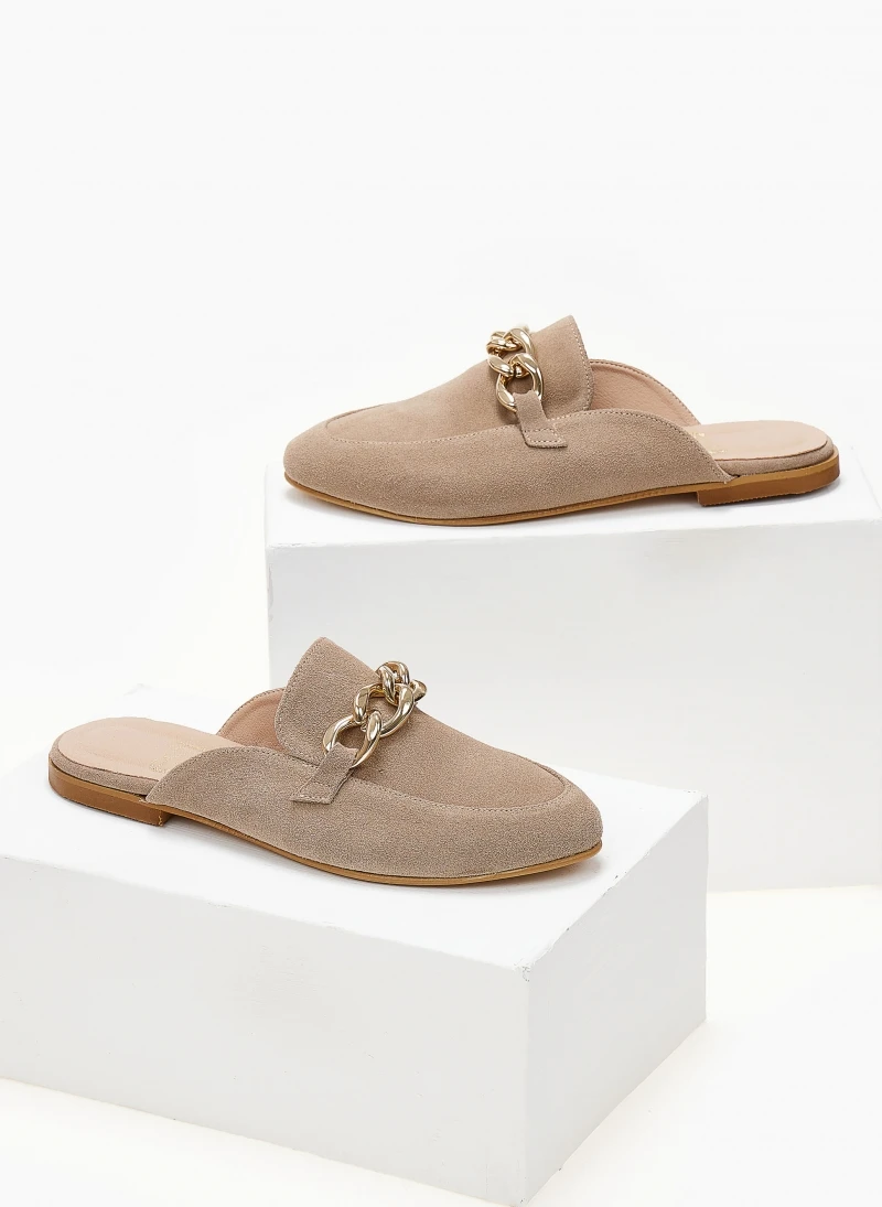 Mules καστόρινα με αλυσίδα Estil - Πούρο 6 Mules καστόρινα με αλυσίδα Estil - Πούρο - Image 6
