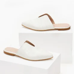 Mules κλειστά κροκό με άνοιγμα Estil - Λευκό 8 Mules κλειστά κροκό με άνοιγμα Estil - Λευκό -Γόβες Εκπτώσεις mules estil kroko me anoigma 102094 oy5r