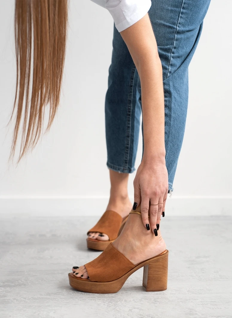 Mules καστόρινα με φαρδιά φάσα Tfp - Ταμπά 5 Mules καστόρινα με φαρδιά φάσα Tfp - Ταμπά - Image 5