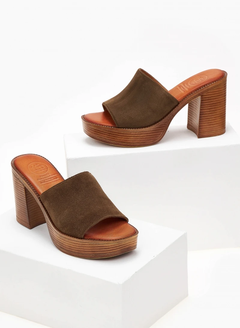 Mules καστόρινα με φαρδιά φάσα Tfp - Λαδί 3 Mules καστόρινα με φαρδιά φάσα Tfp - Λαδί - Image 3