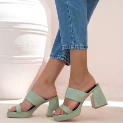 The Fashion Project Mules λουστρίνι με ιδιαίτερο τακούνι - Χακί -Γόβες Εκπτώσεις mules loustrini me idiaitero takouni 104245 ke93