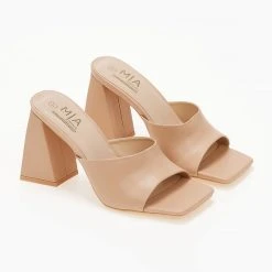The Fashion Project Mules με ιδιαίτερο τακούνι - Μπεζ -Γόβες Εκπτώσεις mules me idiaitero takouni 103605 2fft