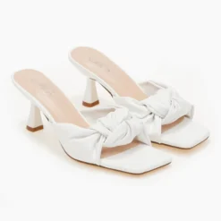 The Fashion Project Mules με κόμπο - Λευκό 11 The Fashion Project Mules με κόμπο - Λευκό -Γόβες Εκπτώσεις mules me kompo 100158 89je