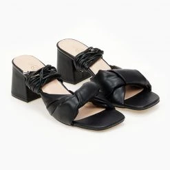 The Fashion Project Πέδιλα με λεπτά κορδόνια - Μαύρο 7 The Fashion Project Πέδιλα με λεπτά κορδόνια - Μαύρο -Γόβες Εκπτώσεις mules me lepta kordonia 99772 edix