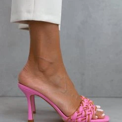 The Fashion Project Mules με πλεκτό σχέδιο και αλυσίδες - Φούξια 10 The Fashion Project Mules με πλεκτό σχέδιο και αλυσίδες - Φούξια -Γόβες Εκπτώσεις mules me plekto sxedio kai alusides 103610 n3ba