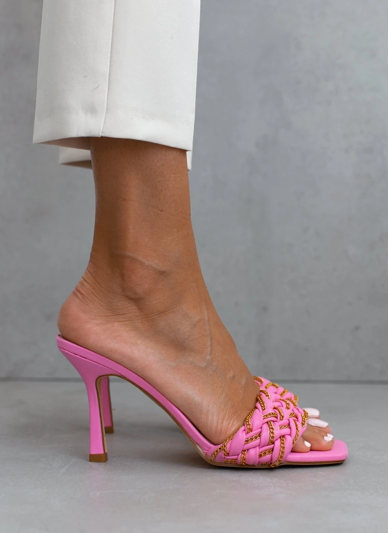 The Fashion Project Mules με πλεκτό σχέδιο και αλυσίδες - Φούξια 4 The Fashion Project Mules με πλεκτό σχέδιο και αλυσίδες - Φούξια - Image 4