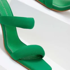 The Fashion Project Mules με Puffed φάσες - Πράσινο 10 The Fashion Project Mules με Puffed φάσες - Πράσινο -Γόβες Εκπτώσεις mules me puffed fases 103986 ms02